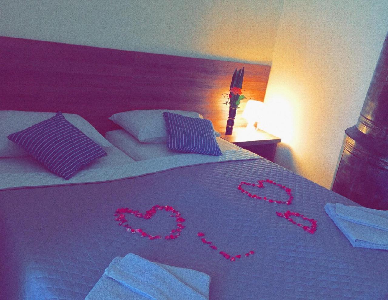 Guest House Hello Кутаиси Экстерьер фото
