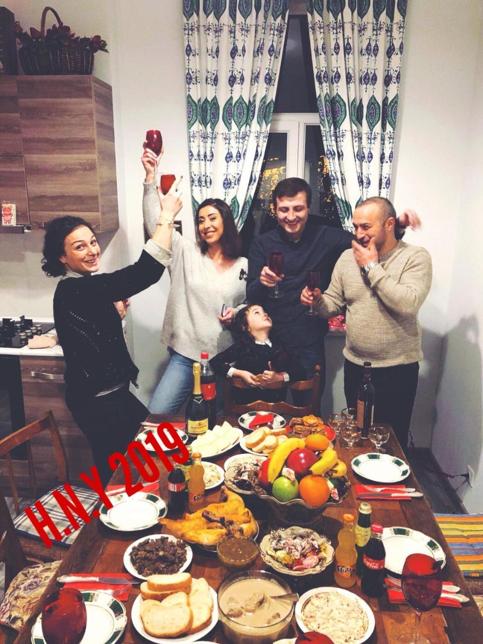 Guest House Hello Кутаиси Экстерьер фото