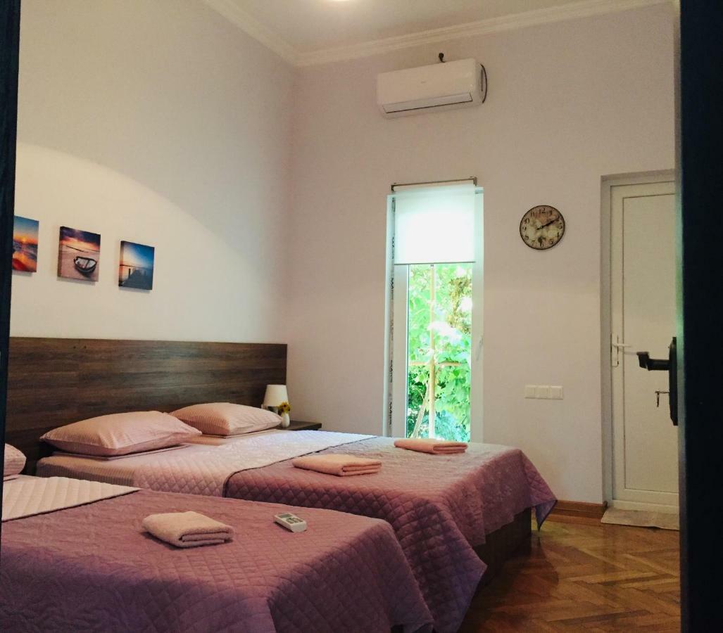 Guest House Hello Кутаиси Экстерьер фото